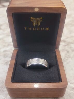 thor Men's Silver Hammered Tungsten Band